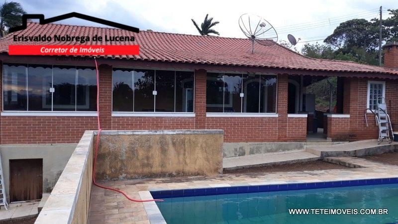 Chácara à venda 200m2 - Referência 145