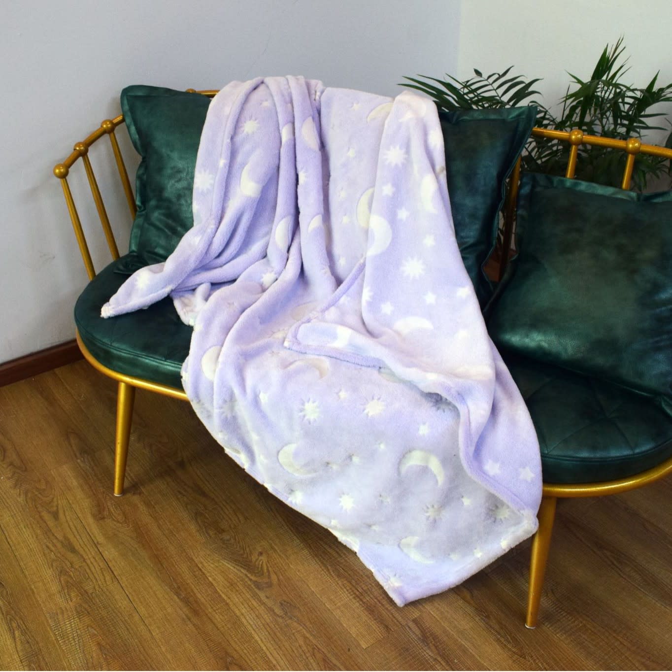Kids’ Glow-in-the-Dark Luminous Blanket- Purple Star