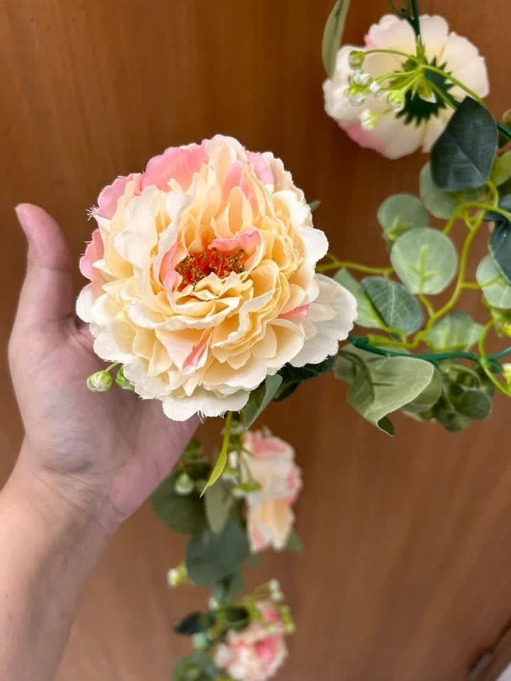 Floral Vine- Peachy Pink thumbnail 2