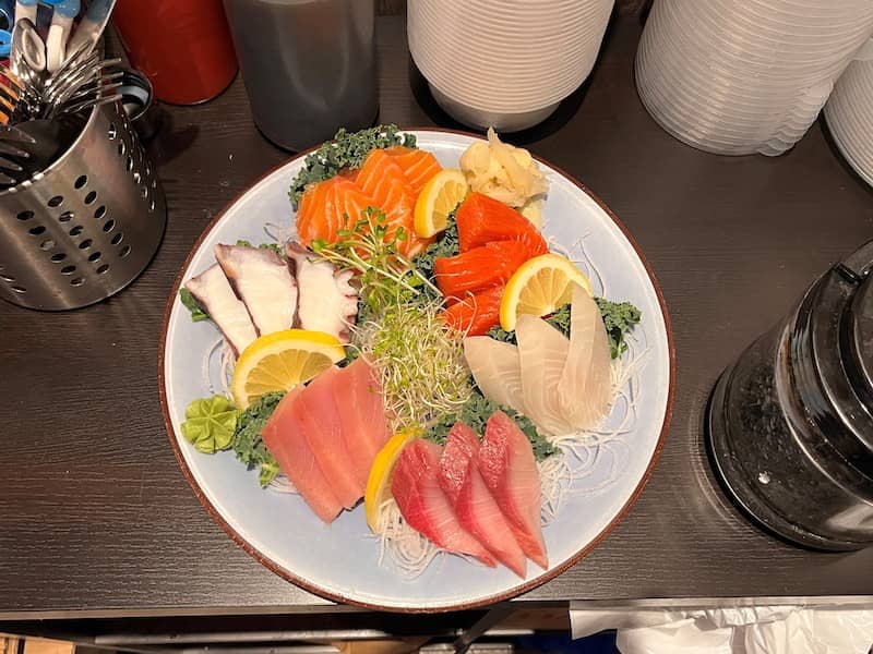 Dinner sashimi selection