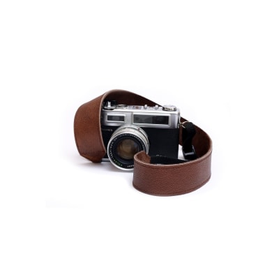 GOLDEN ARROW THE SOLDIER (NECK CAMERA STRAP) TEXTURE BROWN