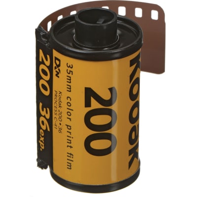 KODAK GOLD 200 COLOR NEGATIVE FILM (35MM ROLL FILM, 36 EXPOSURES) Best  Price: : Films and Rolls India