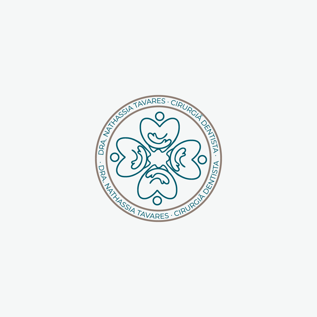 Dra Nathassia Tavares