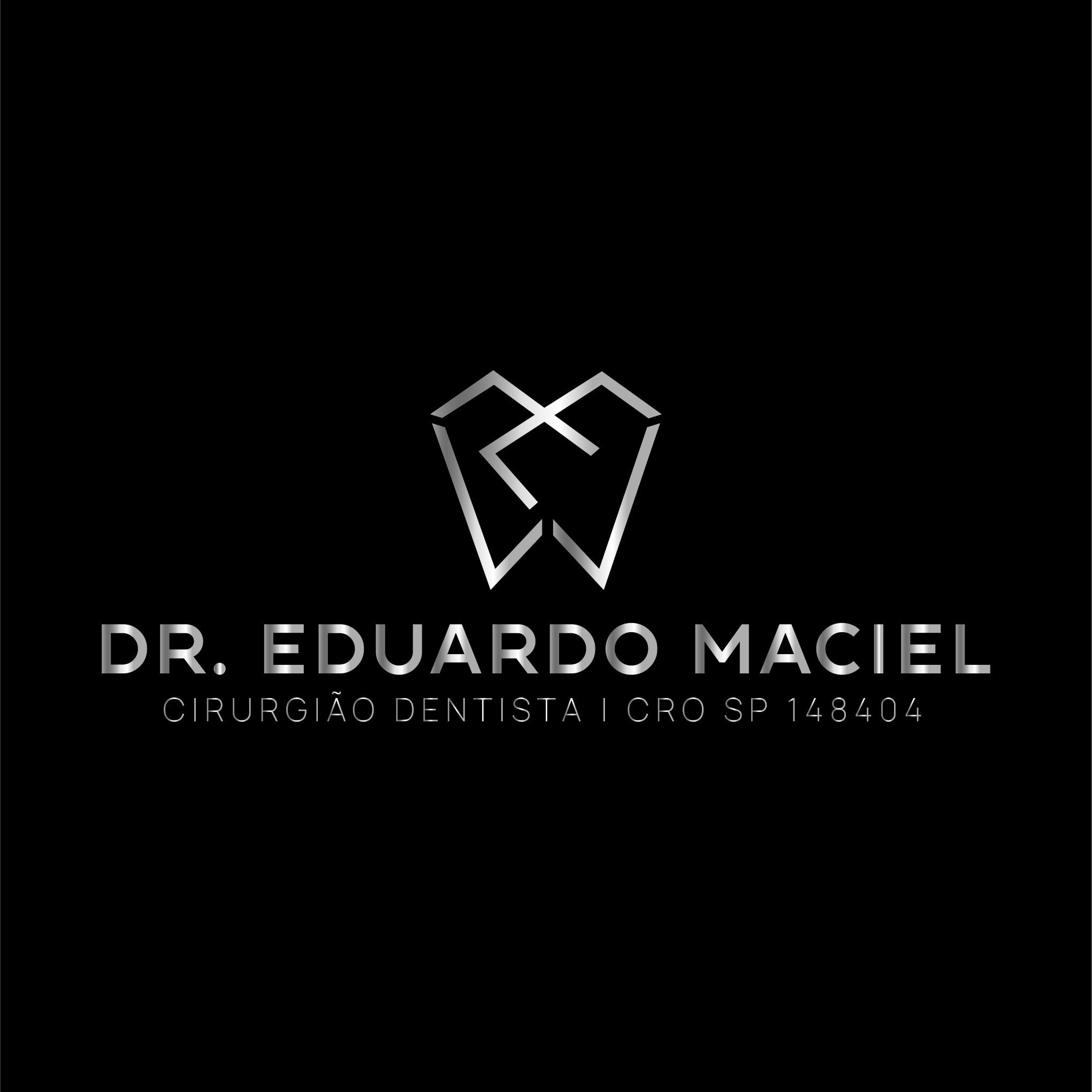 Dr. Eduardo Maciel