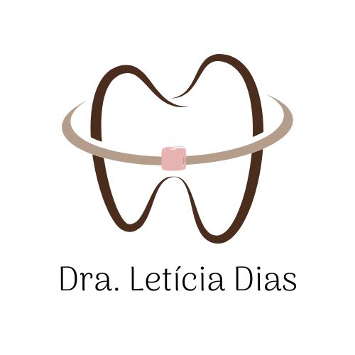 Letícia Dias