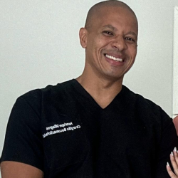 Foto de Dr. Henrique Milagres