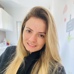 Foto de Dra Francislaine Clemente