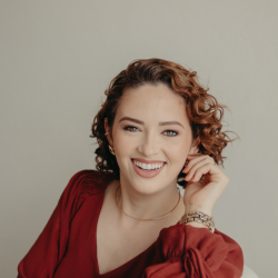 Foto de Dra. Débora 