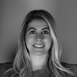 Foto de Dra. Thaís de Oliveira