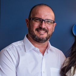 Foto de Dr. Robson Cottarelli