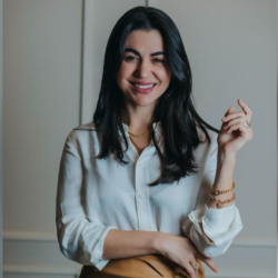 Foto de Dra. Bruna Weber Escobar