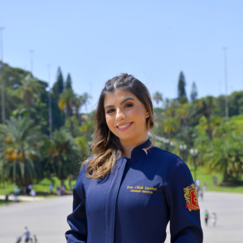 Foto de Dra. Cibele Lucchesi