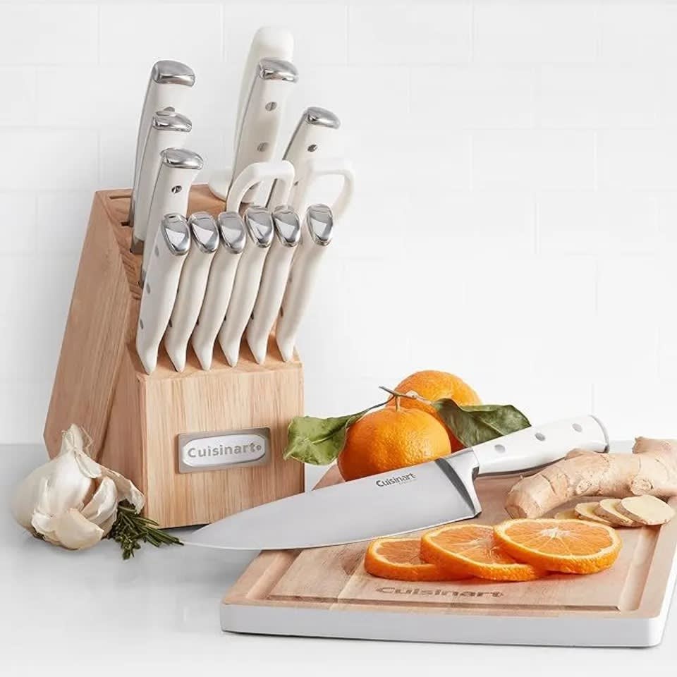 Classic Triple Rivet 15-Piece Knife Block Set in White