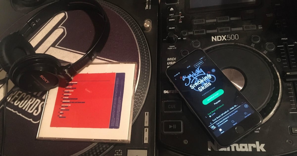 How do you listen to music