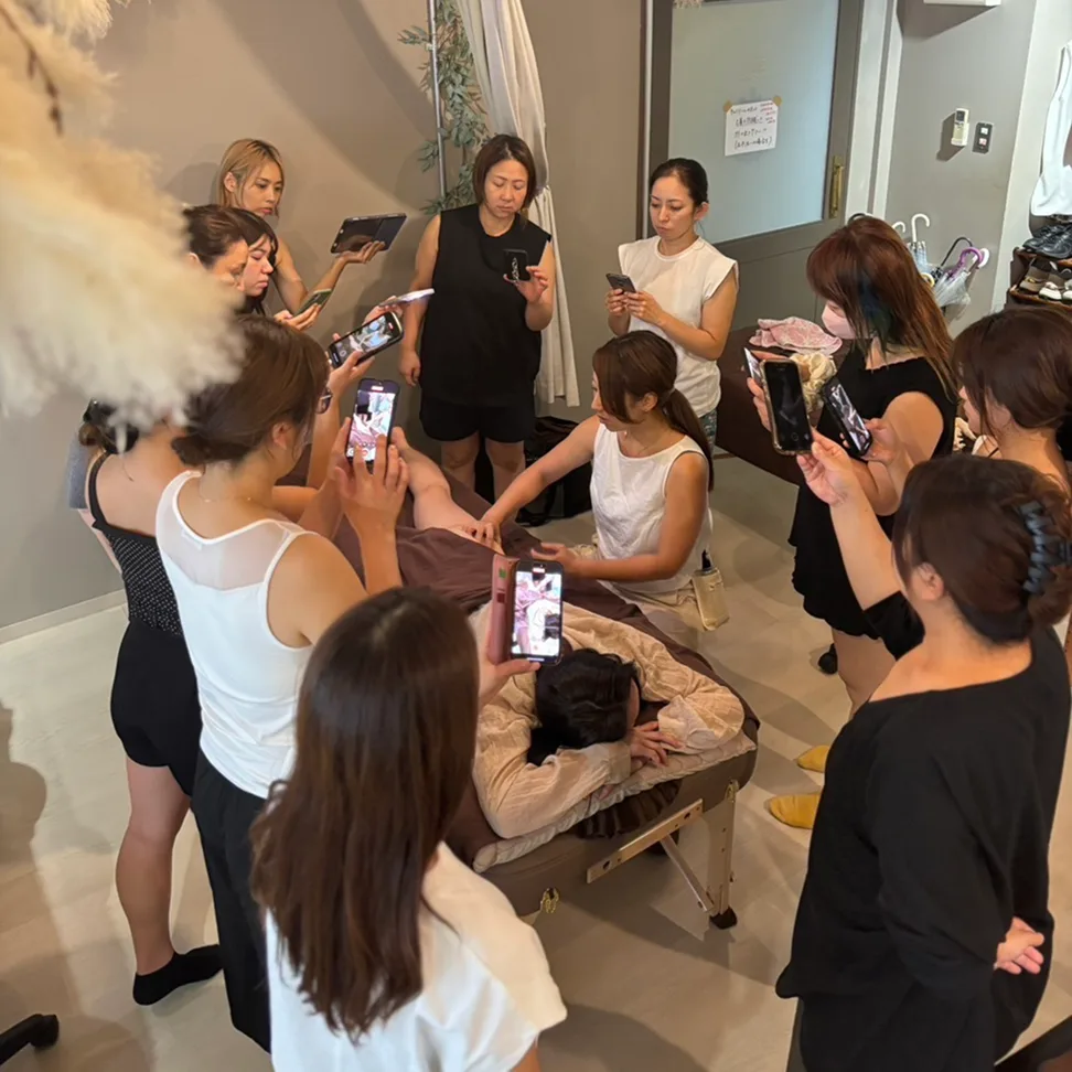 ホリスティックリメディアルアカデミーの講座の様子2