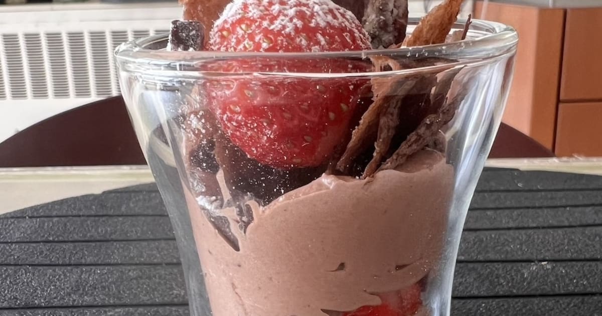 202502スイーツ（動画）チョコパイ・マスカルポーネクリームグラス仕立て