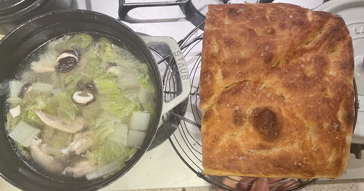 20250208パン＆スープ（アーカイブ）じゃがいもフォカッチャと白菜スープ