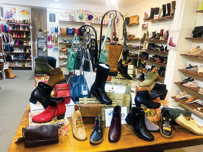 The right 2025 shoe store