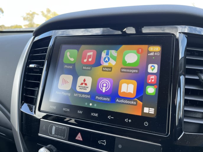 Mitsubishi pajero isofix points online