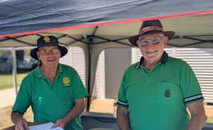Cowra goes troppo