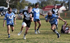Defence holds as Magpies dominate Macquarie