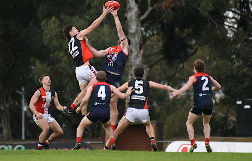 Saints outperform Raiders in the wet