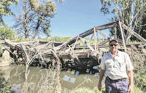 Bridge removal begins