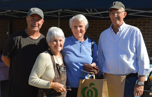 Sun shines on Southern Cross fete