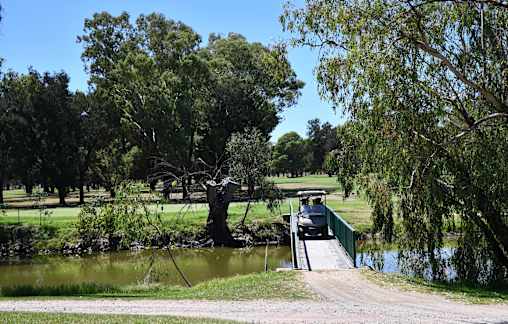 Smith, Pymont pair for win
