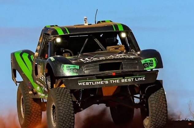 Commins brothers brave Finke's toughest