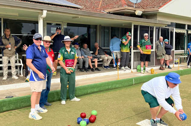 Rain and cold affects bowls action