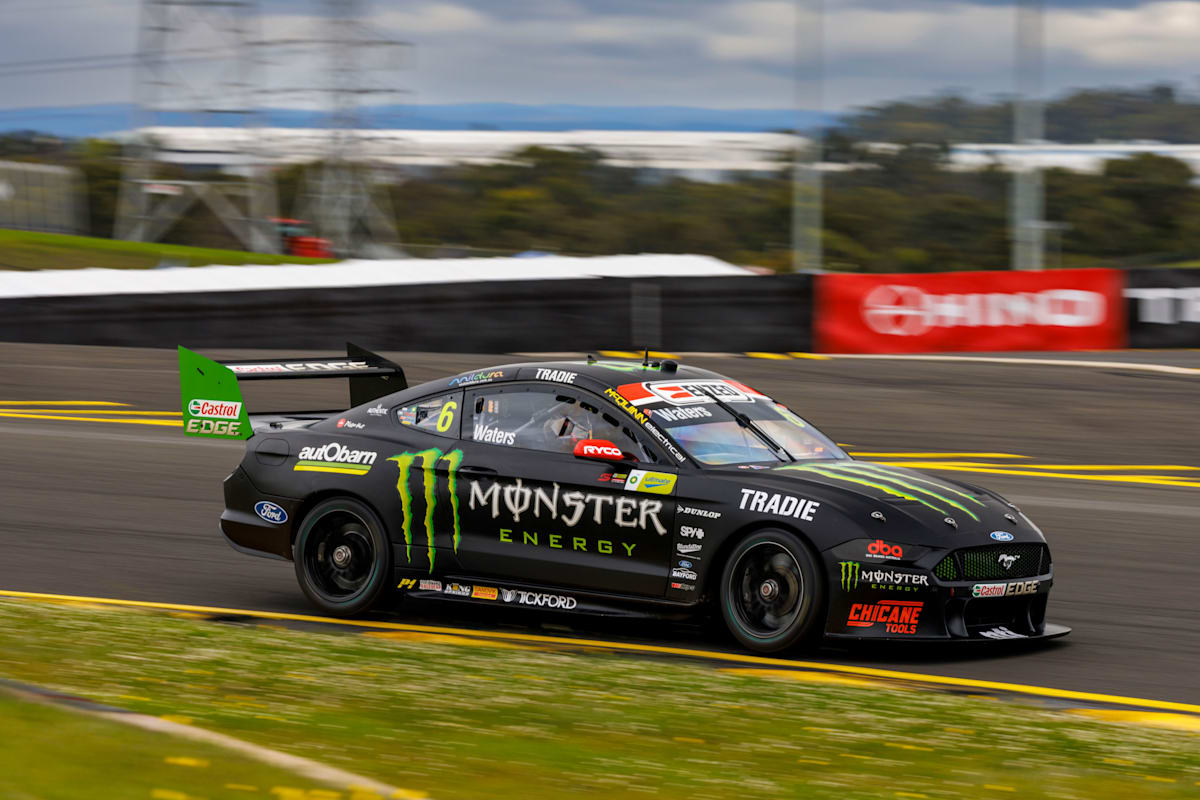 Mildura driver Cam Waters bounces back for top 10 finish in Supercars