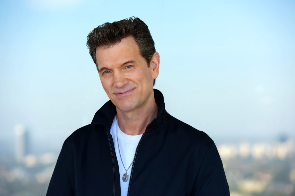 Chris Isaak to take stage at ‘A Day on the Green’