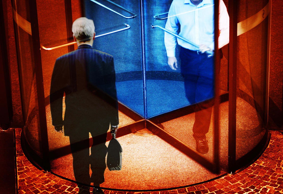 Opinion More light on revolving door lobbyists