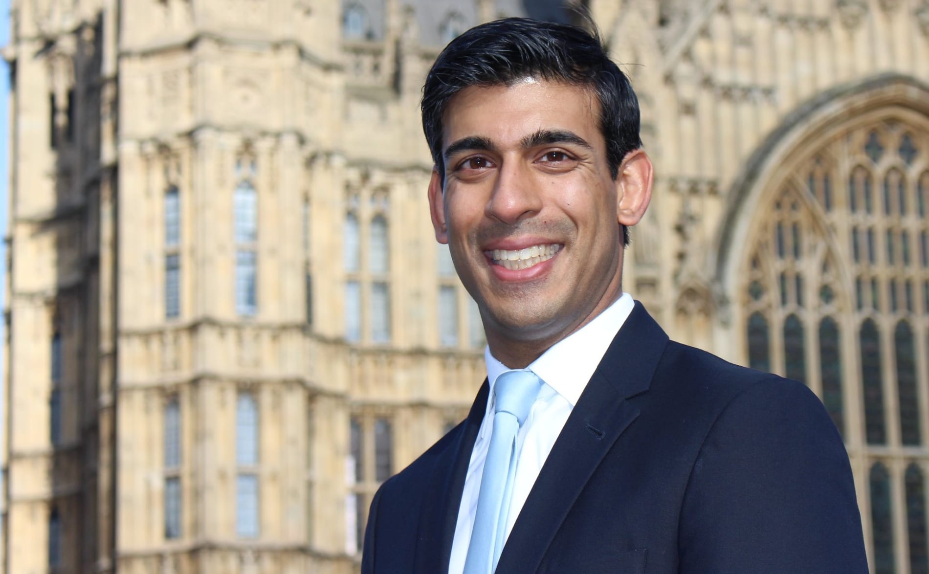 Portrait shot of UK PM Rishi Sunak