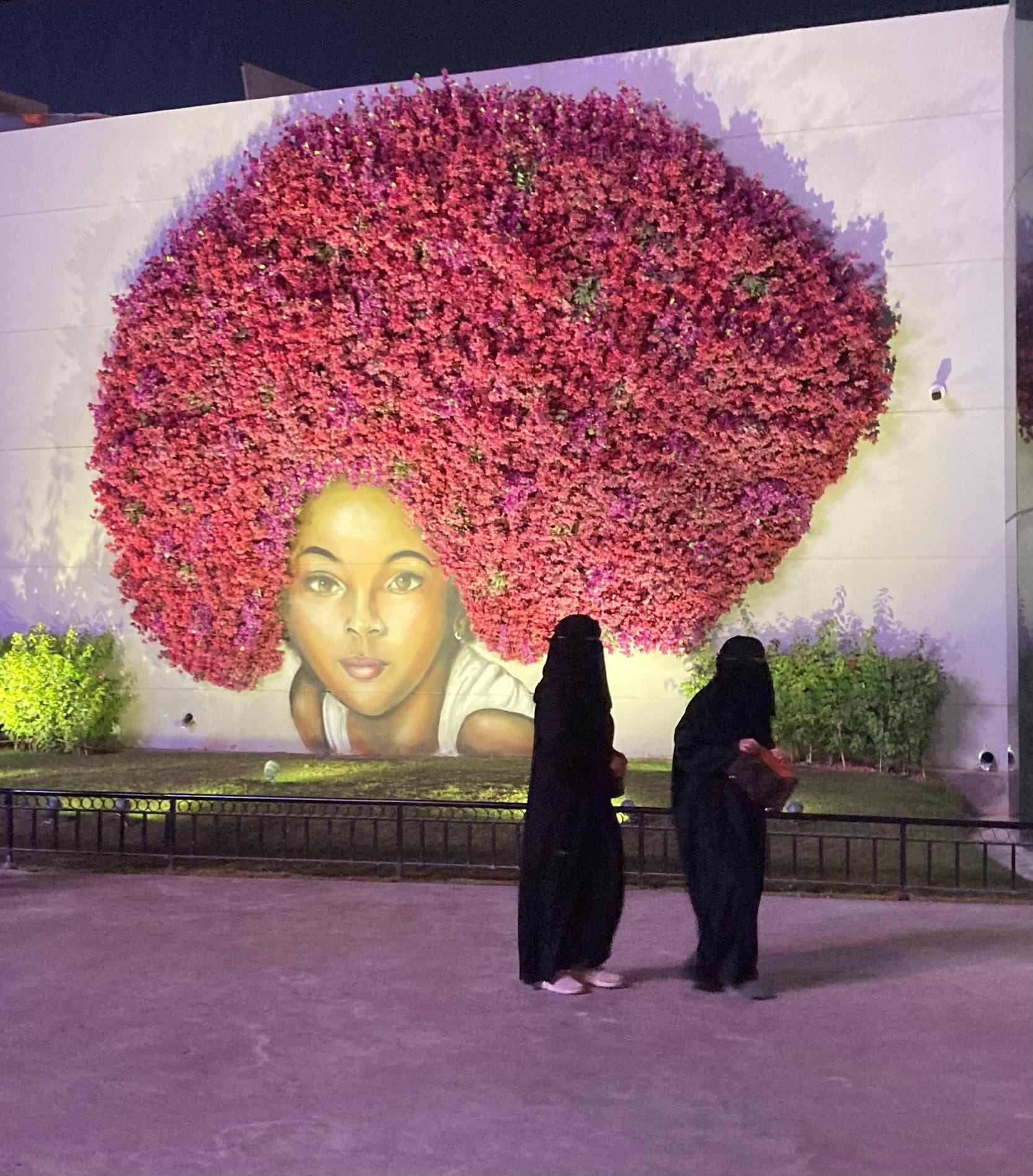 How to Keep Your Flowers Alive in Riyadh, Saudi Arabia: Expert Tips