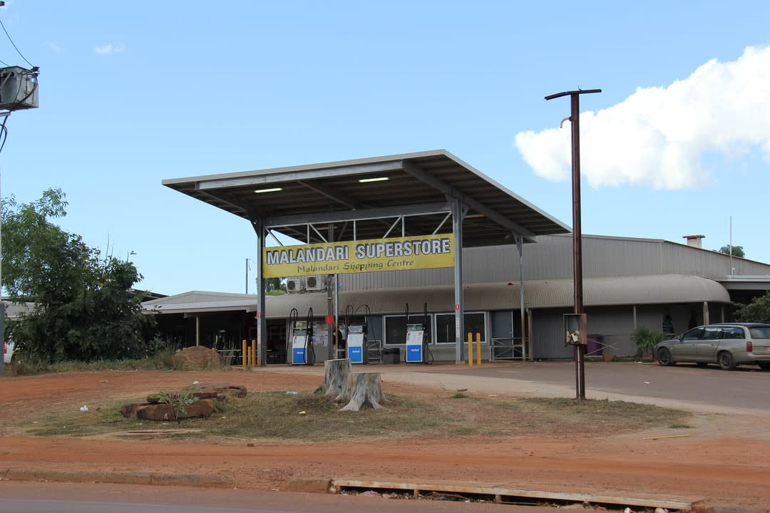 The shopping centre in Borroloola.