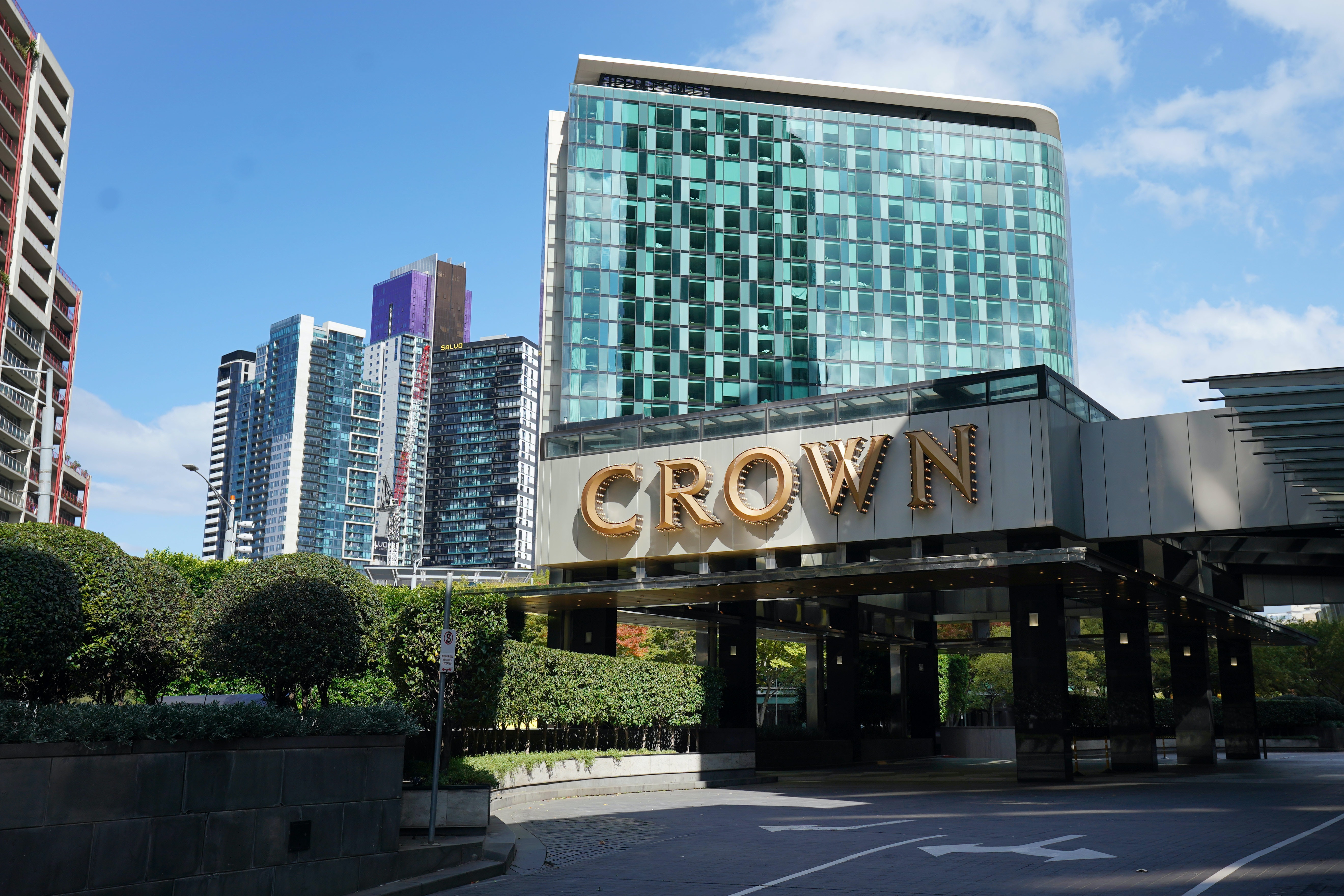 Crown Resorts keeps its Melbourne casino licence  for now – Monash Lens