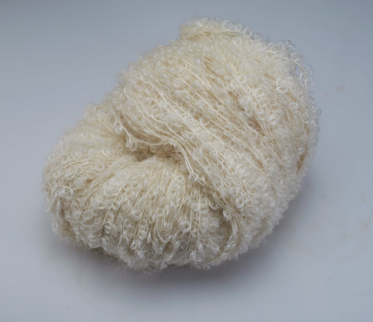 ECRU - Hoopla 520g skein