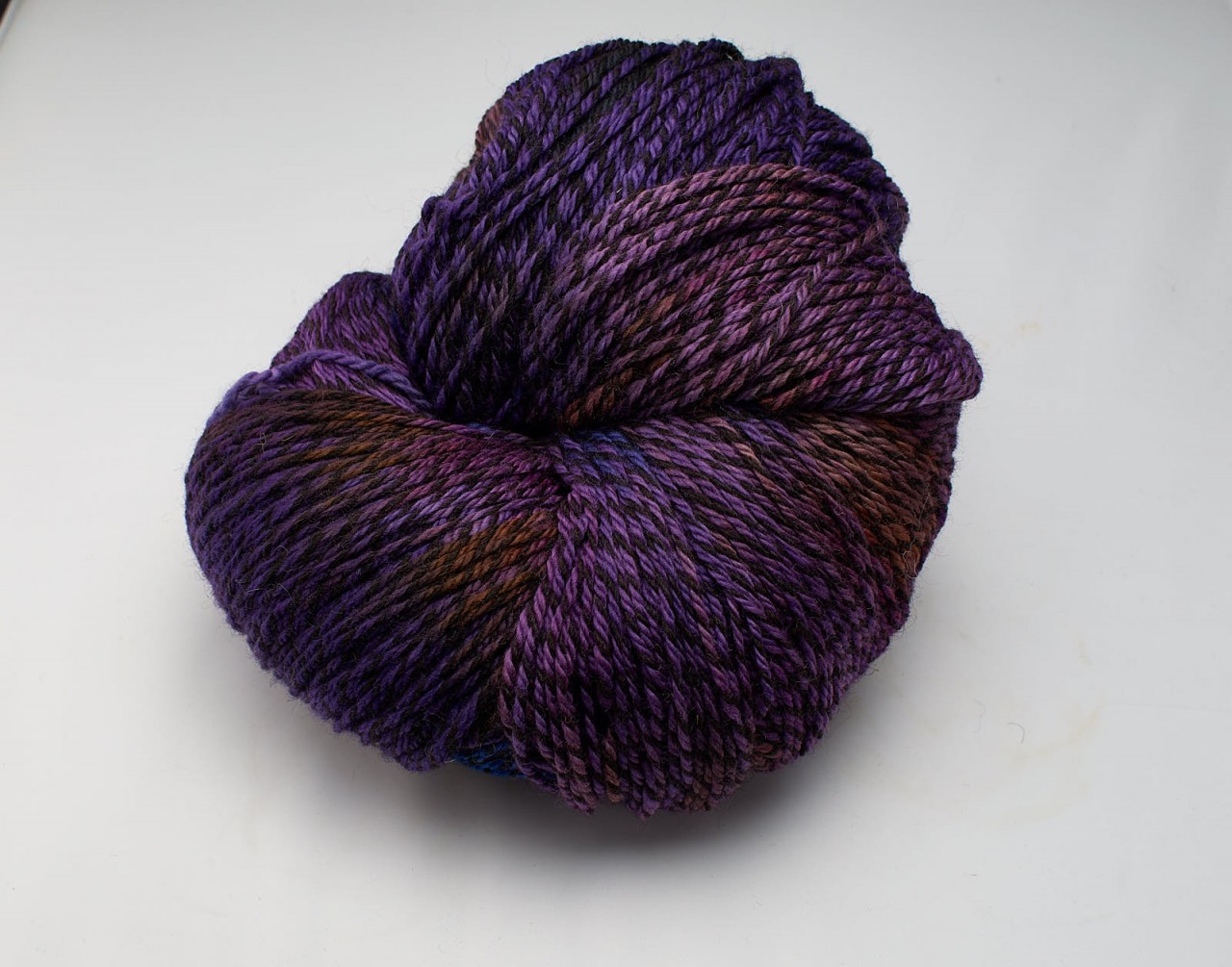 Large Hullabaloo 560g skein - Lilac