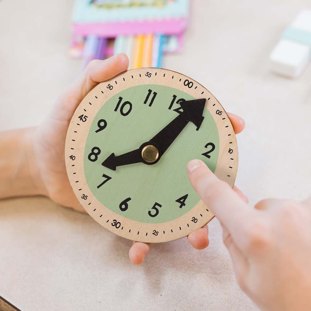 Gallery-Images/Clock_Gallery_Lifetsyle-b