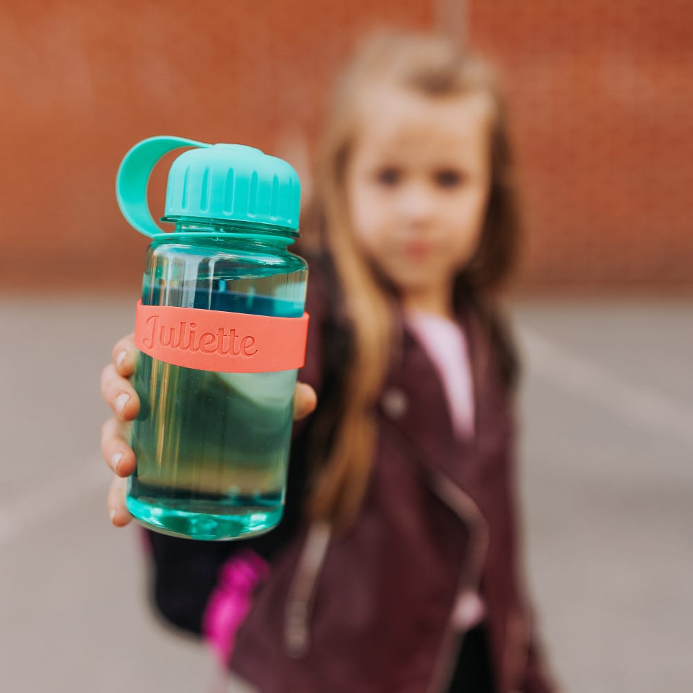 Gallery-Images/LargeBottleBand-lifestyle2-gallery