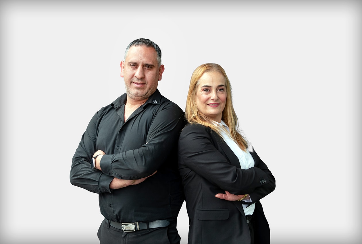 חדווה פינגרמן ונג'יב אנטון - מרכזי שירות