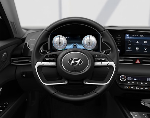 הגה וסביבת נהג ברכב יונדאי