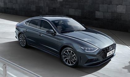 יונדאי סונטה הייבריד גורפת פרסים יוקרתיים