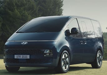יונדאי סטריה Hyundai STARIA - מבט חוץ על חזית הרכב