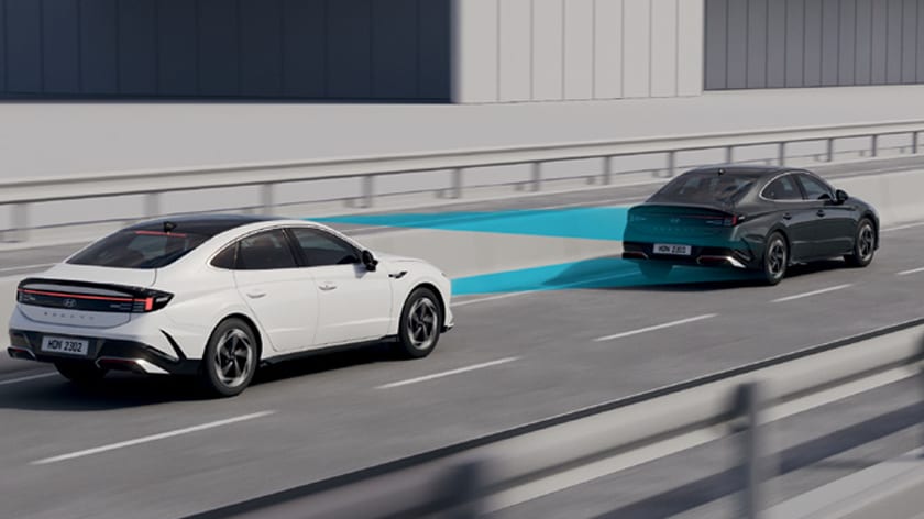 בקרת שיוט אדפטיבית חכמה (SCC)