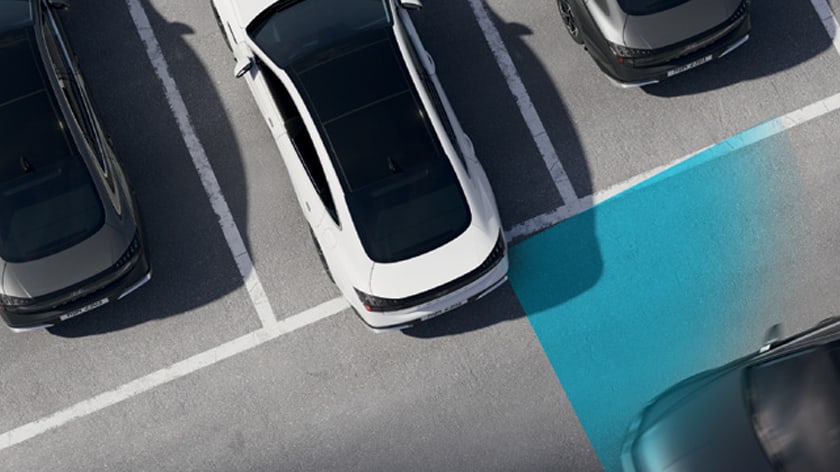 הדמיה של רכב יוצא מחניה