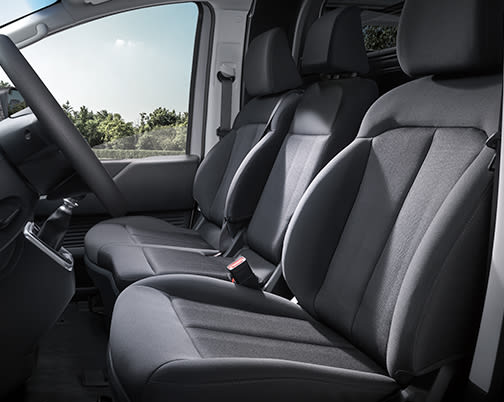 STARIA Hybrid מסחרית - תא נוסעים שלושה מושבים