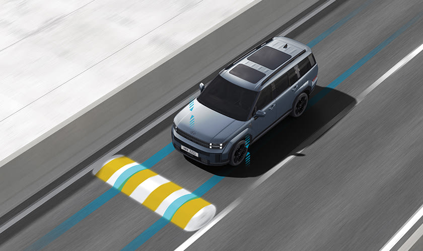 רכב בזמן נסיעה וקבלת התראה לפני מעבר חצייה